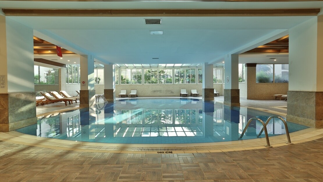 Crystal Aura Beach Resort & Spa